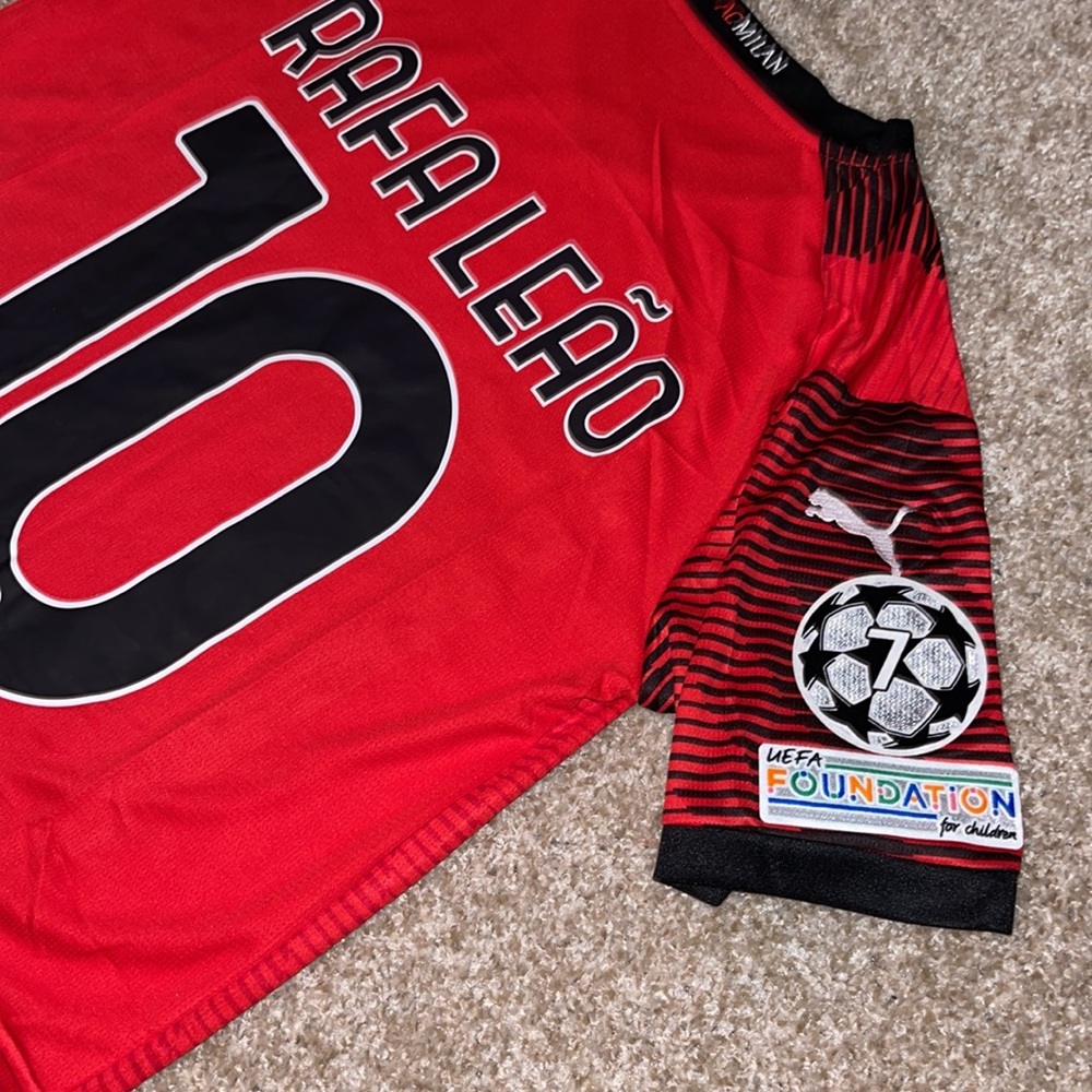 Puma AC Milan Rafael Leao 2023/2024 Men’s Home Soccer Jersey🆕 - Picture 2 of 10